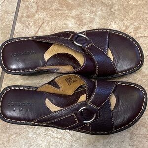 Covington 9M Brown Leather Sandals with Decorative Buckle
